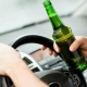 Unii n-au măsură: conduc și beți, și cu permisul suspendat