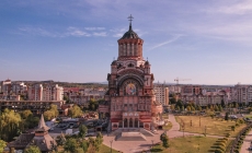 Programul liturgic al Catedralei Episcopale de Praznicul Rusaliilor – hramul lăcașului de cult