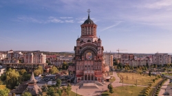 Programul liturgic al Catedralei Episcopale de Praznicul Rusaliilor – hramul lăcașului de cult