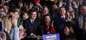 Reacții după victoria lui Nicușor Dan