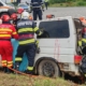 Exercițiu ISU pe scenariul unui accident între o autocisternă cu substanțe periculoase și un microbuz școlar