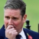 Trei incendii suspecte la locuințele premierului britanic Keir Starmer